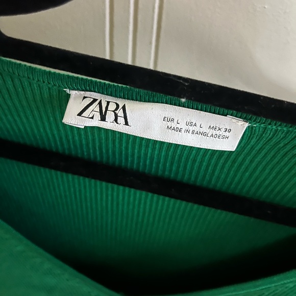 Chandail crop top vert Zara manche longue nouveau - Picture 3 of 3